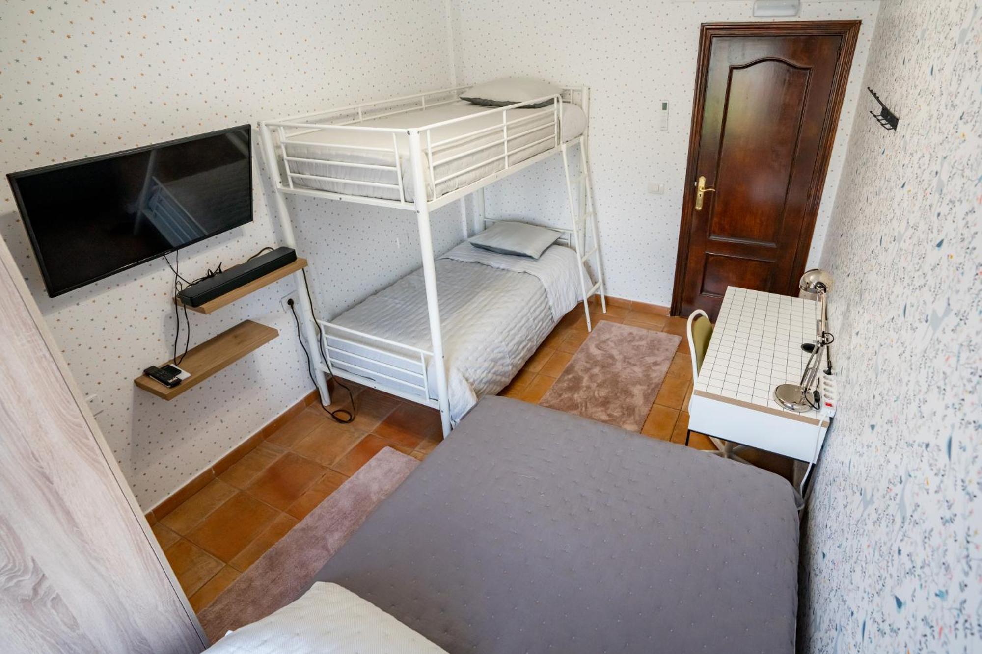 Casa Julio - Alcala Complete Coastal Retreat - Entire Apartment - 3 Min Walk From The Ocean - Shared Entrance With Host Екстер'єр фото