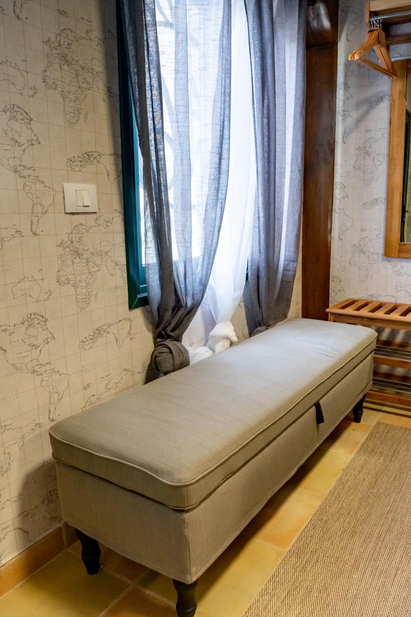 Casa Julio - Alcala Complete Coastal Retreat - Entire Apartment - 3 Min Walk From The Ocean - Shared Entrance With Host Екстер'єр фото
